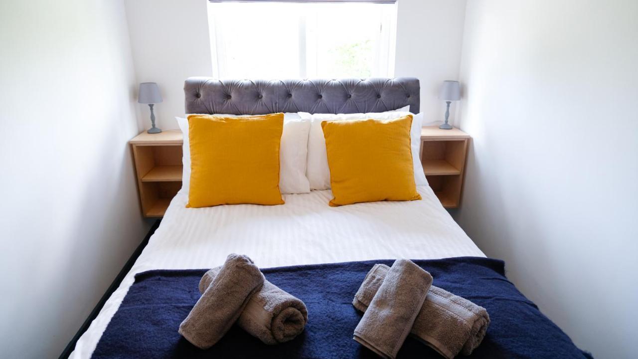 Intimate Entire Flat 9-Min Walk To Boscombe Beach Bournemouth Buitenkant foto