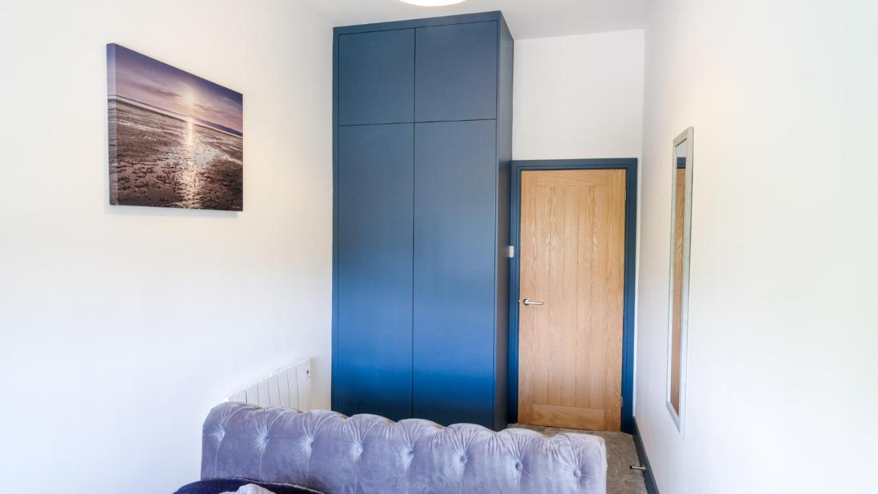 Intimate Entire Flat 9-Min Walk To Boscombe Beach Bournemouth Buitenkant foto
